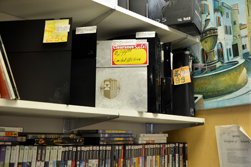 Pawn Shop «American Pawn», reviews and photos, 10045 Belvedere Rd, Royal Palm Beach, FL 33411, USA