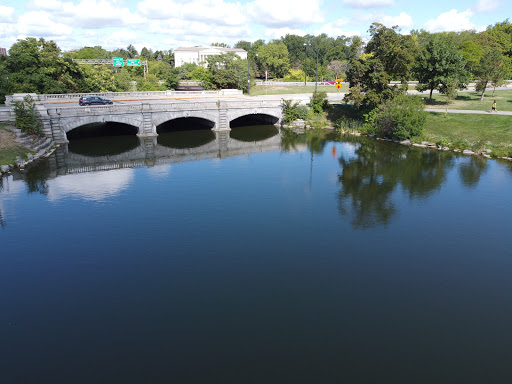 Tourist Attraction «Hoyt Lake», reviews and photos, 199 Lincoln Pkwy, Buffalo, NY 14222, USA