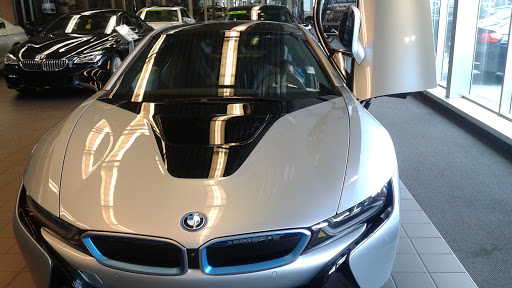 BMW Dealer «Erhard BMW Bloomfield Hills», reviews and photos, 4065 W Maple Rd, Bloomfield Hills, MI 48301, USA