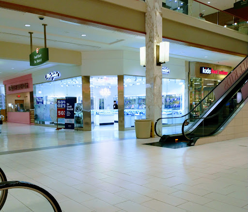 Shopping Mall «Monroeville Mall», reviews and photos, 200 Mall Cir Dr, Monroeville, PA 15146, USA