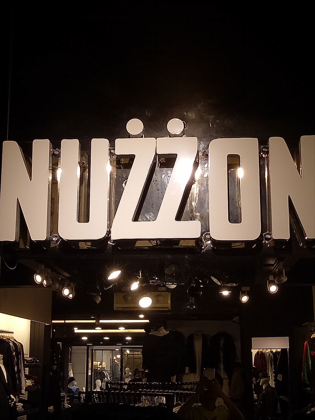 NUZZON