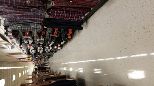 Department Store «T.J. Maxx», reviews and photos, 33 Holyoke St, Holyoke, MA 01040, USA