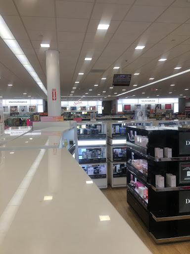 Cosmetics Store «Ulta Beauty», reviews and photos, 3839 Emery St #200, Emeryville, CA 94608, USA