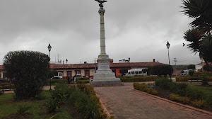 Obelisco A Los Mártires - photo 1
