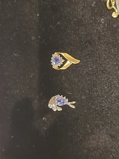 Gold & Diamond Exchange, 8 West Rd, Ellington, CT 06029, USA, 