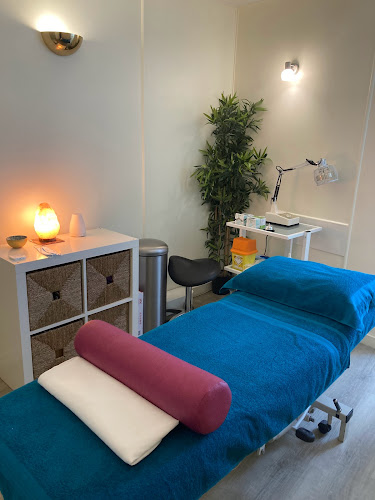 Reviews of Deeper Well Acupuncture in Edinburgh - Doctor