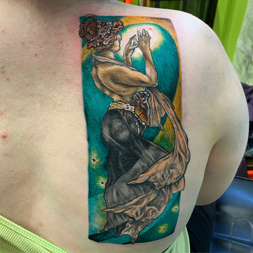 Explore daughter father tattoo ideas, creative tattoo ideas in Springfield, available at Poke and a Rub art studio