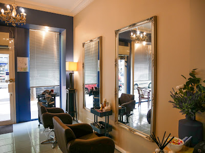 Bleu Coiffure (Coiffeur coréen, Permanente cheveux, Lissage) à Paris