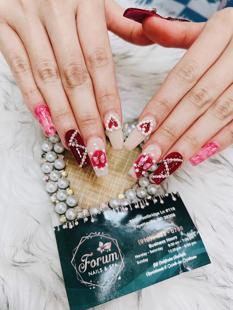 Forum Nails & Spa 28306