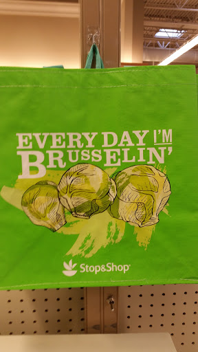 Grocery Store «Stop & Shop», reviews and photos, 101 Andrew Ave, Wayland, MA 01778, USA