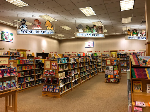 Book Store «Barnes & Noble», reviews and photos, 801 W 15th St E, Plano, TX 75075, USA