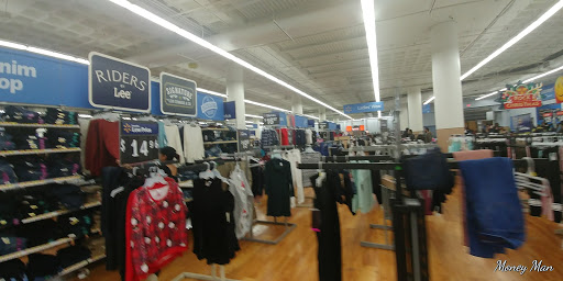 Clothing Store «Burlington Coat Factory», reviews and photos, 275 Main St #4, White Plains, NY 10601, USA