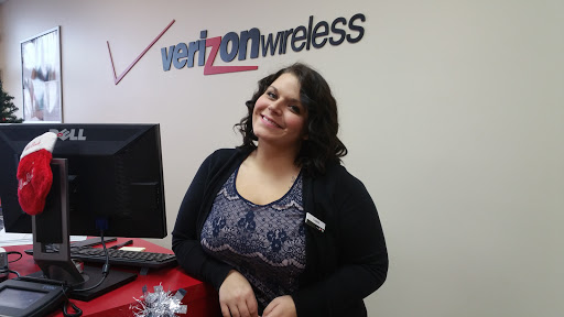 Cell Phone Store «Verizon Authorized Retailer - Wireless Zone», reviews and photos, 4104 E Grand River Ave, Howell, MI 48843, USA