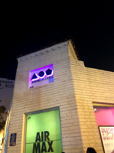 Shoe Gallery, 244 NE 1st Ave, Miami, FL 33132, USA, 