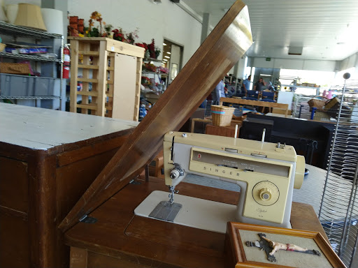 Thrift Store «Deseret Industries Thrift Store», reviews and photos, 3000 Auburn Blvd B, Sacramento, CA 95821, USA