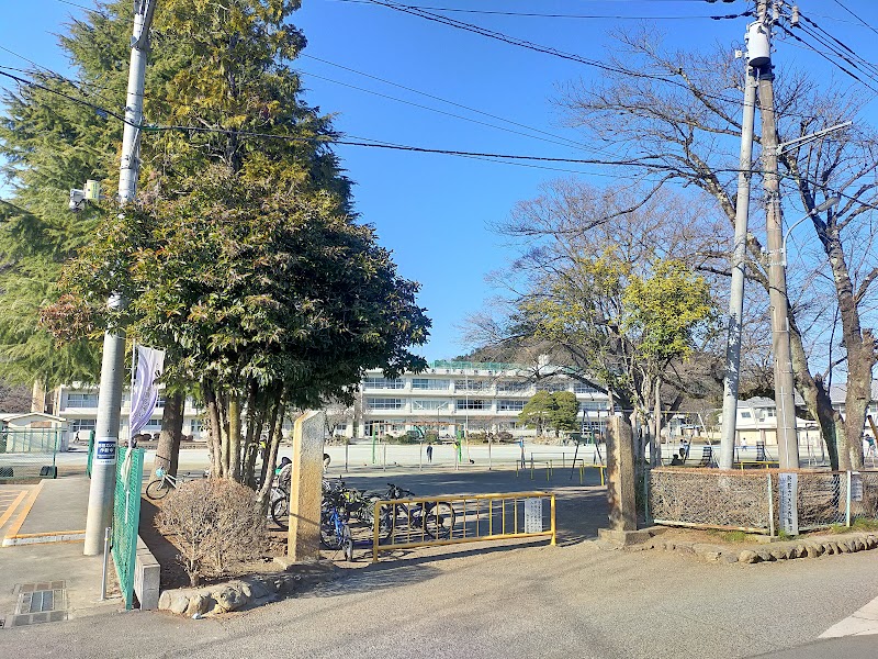 あきる野市立五日市小学校