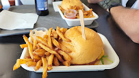 Plats et boissons du Restaurant Les Burgers de Brice (Airstream Burger) à Perpignan - n°2