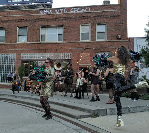 Bar «Crown Liquors», reviews and photos, 2821 N Milwaukee Ave, Chicago, IL 60618, USA