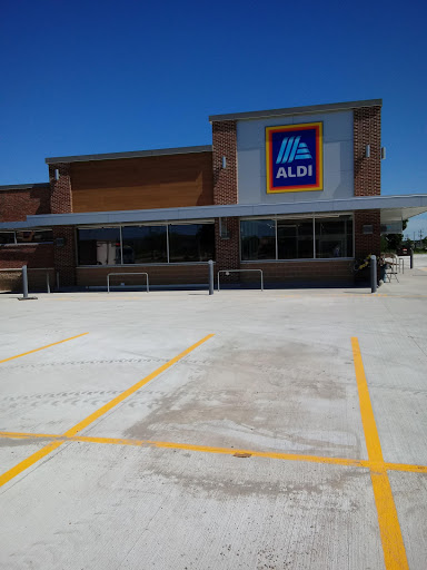 Supermarket «ALDI», reviews and photos, 1025 Wylie Dr, Bloomington, IL 61705, USA