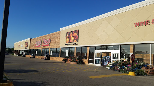 Grocery Store «Jewel-Osco», reviews and photos, 2317 75th St, Woodridge, IL 60517, USA