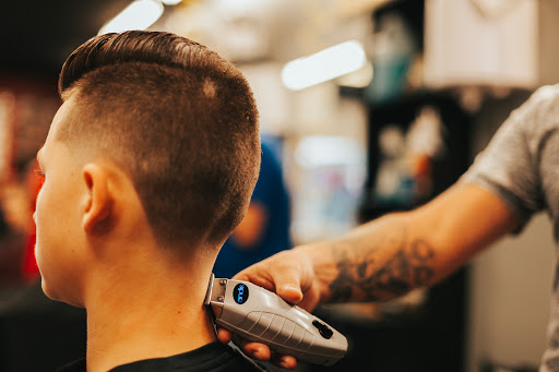 Barber Shop «Dream Team Barber Shop», reviews and photos, 7107 Turfway Rd, Florence, KY 41042, USA