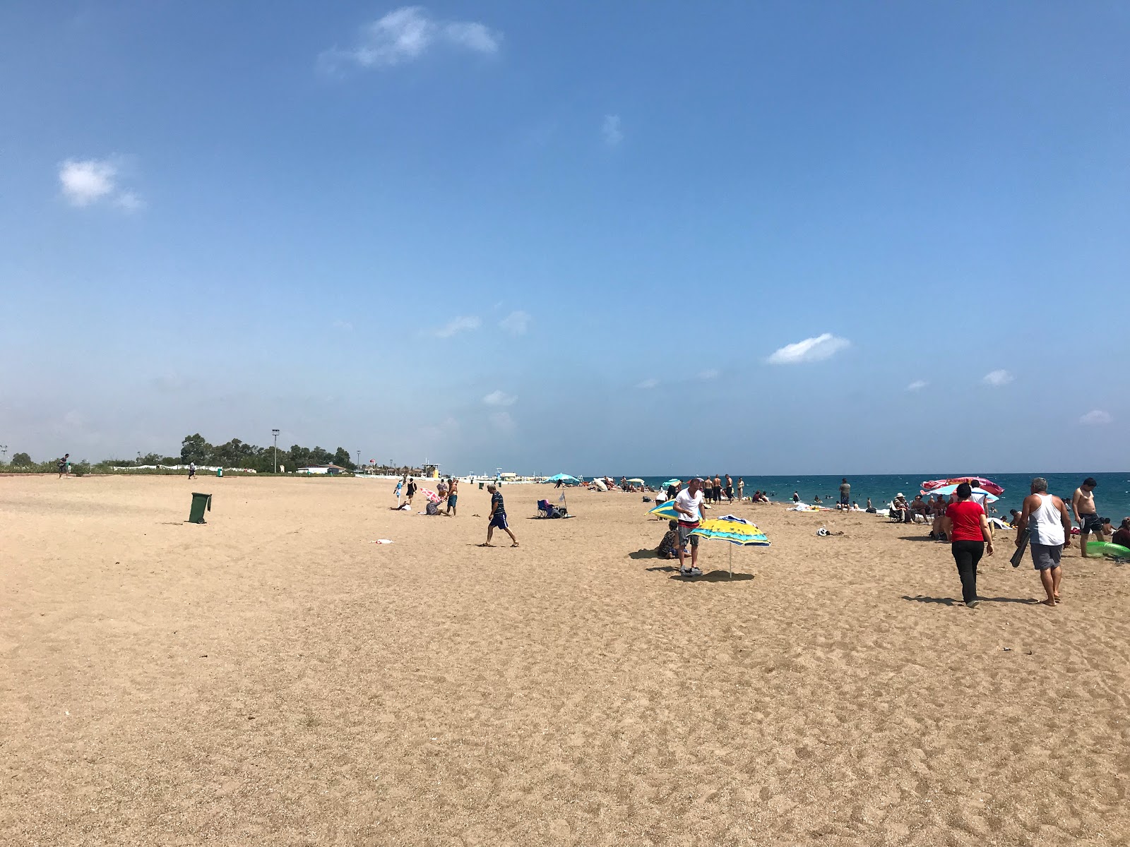 Foto av Lara Public beach med hög nivå av renlighet