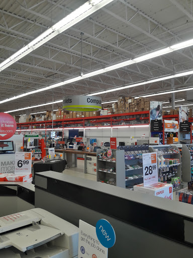 Office Supply Store «Staples», reviews and photos, 217 US-46, Saddle Brook, NJ 07663, USA