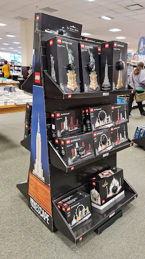 Book Store «Barnes & Noble bookstore», reviews and photos, 4005 N 10th St, McAllen, TX 78504, USA