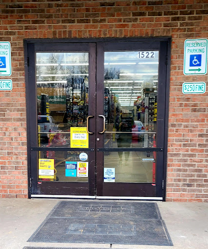 Home Goods Store «Dollar General», reviews and photos, 1522 W 9th St, Mt Carmel, IL 62863, USA