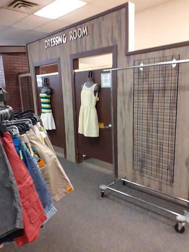 Thrift Store «Discover Goodwill West Retail Center», reviews and photos