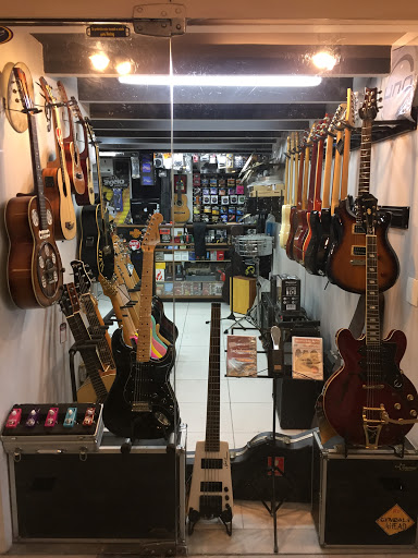 Bemol Guitar Shop