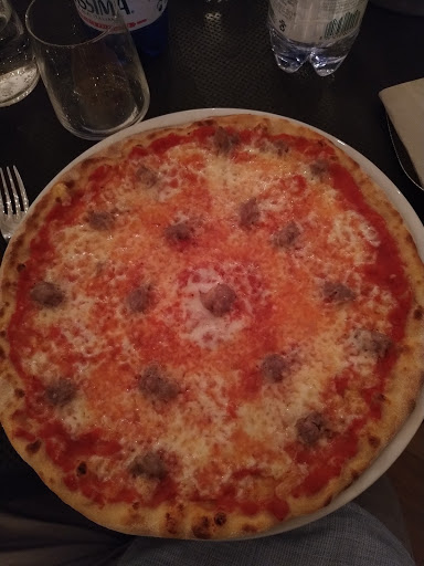 Hysteria - Salad & Pizza in LAquila, Provincia dellAquila