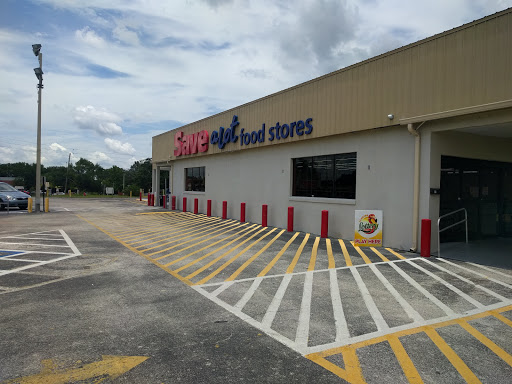 Grocery Store «Save-A-Lot», reviews and photos, 11 Hwy 630 E, Frostproof, FL 33843, USA