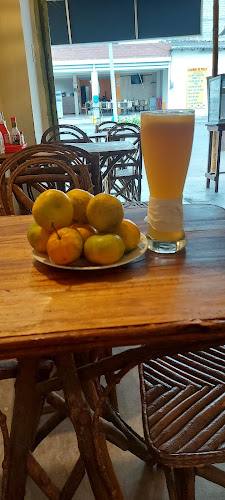 Opiniones de Restaurante y Piqueos D Omar en Milagro - Restaurante