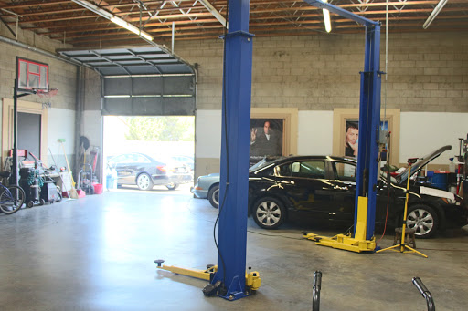 Used Car Dealer «South Bay Pre-Owned», reviews and photos, 2475 Pacific Coast Hwy, Lomita, CA 90717, USA