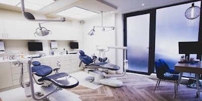 Docteur Nathalie Mrejen - Facettes dentaires - Invisalign à Montreuil