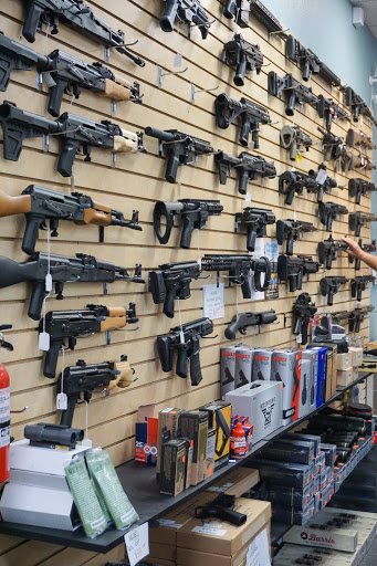 Gun Shop «Miller Guns and Ammo», reviews and photos, 518 N Telshor Blvd c, Las Cruces, NM 88011, USA