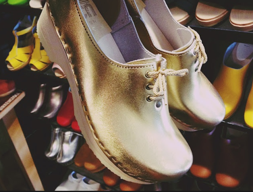 Shoe Store «Sven Factory Outlet Store», reviews and photos, 10000 Lake Blvd, Chisago City, MN 55013, USA