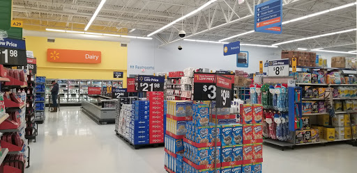 Department Store «Walmart Supercenter», reviews and photos, 2130 N Locust Ave, Lawrenceburg, TN 38464, USA