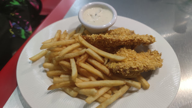 Komentáře a recenze na Charlie's Burger&Bar