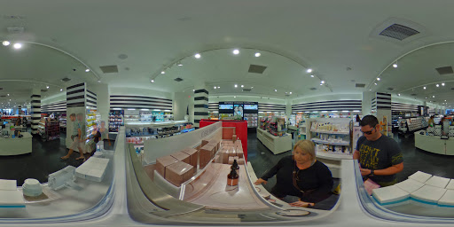 Cosmetics Store «SEPHORA», reviews and photos, 701 Paseo Nuevo, Santa Barbara, CA 93101, USA