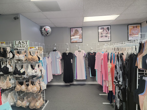 Lingerie Store «Lace by Louise», reviews and photos, 344 500 W #2, Bountiful, UT 84010, USA