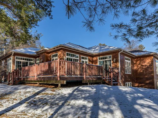 Real Estate Agency «JOLIN-LASIER GROUP | Coldwell Banker, Mulleady Inc. | Minocqua, WI Real Estate | NorthWI.property», reviews and photos, 8262 US-51, Minocqua, WI 54548, USA