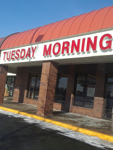 Shopping Mall «Sibley Plaza», reviews and photos, 2401 7th St W, St Paul, MN 55116, USA