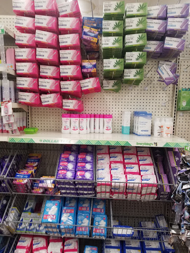 Dollar Store «Dollar Tree», reviews and photos, 30887 Orchard Lake Rd, Farmington Hills, MI 48334, USA