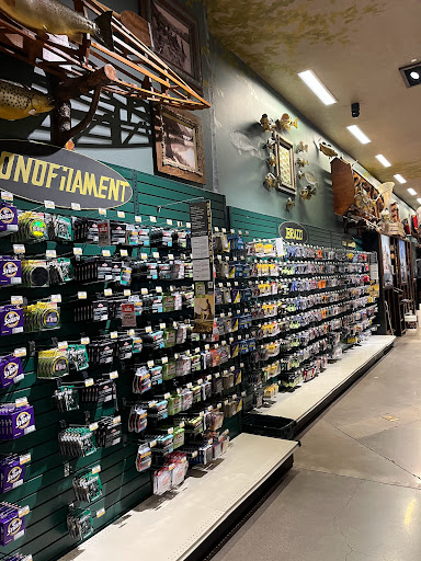 Outdoor Sports Store «Bass Pro Shops», reviews and photos, 7970 Northfield Blvd, Denver, CO 80238, USA