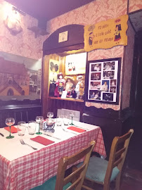 Atmosphère du Restaurant de spécialités alsaciennes Restaurant Zum Sauwadala à Mulhouse - n°16