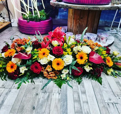 Aux Pensées de Sophie - Artisan Fleuriste Concept Bar à Fleurs à La Chaussée-Saint-Victor