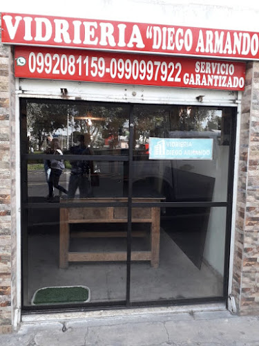 Vidrieria Diego Armando, Aluminio y Vidrio, Cabinas de Baño, Puertas y Ventanas, Vidrieria en el sur de Quito, Cortinas, División de Oficinas