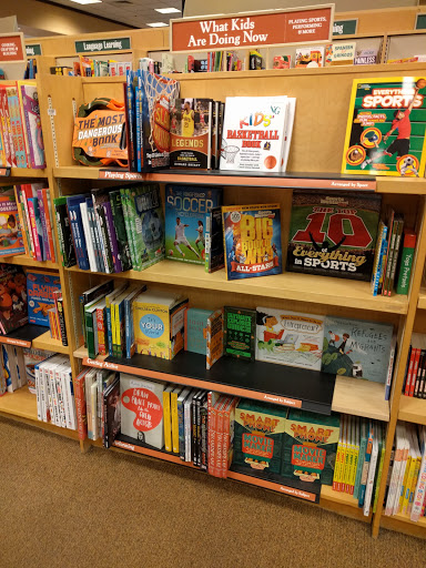 Book Store «Barnes & Noble», reviews and photos, 200 W Rte 70, Marlton, NJ 08053, USA